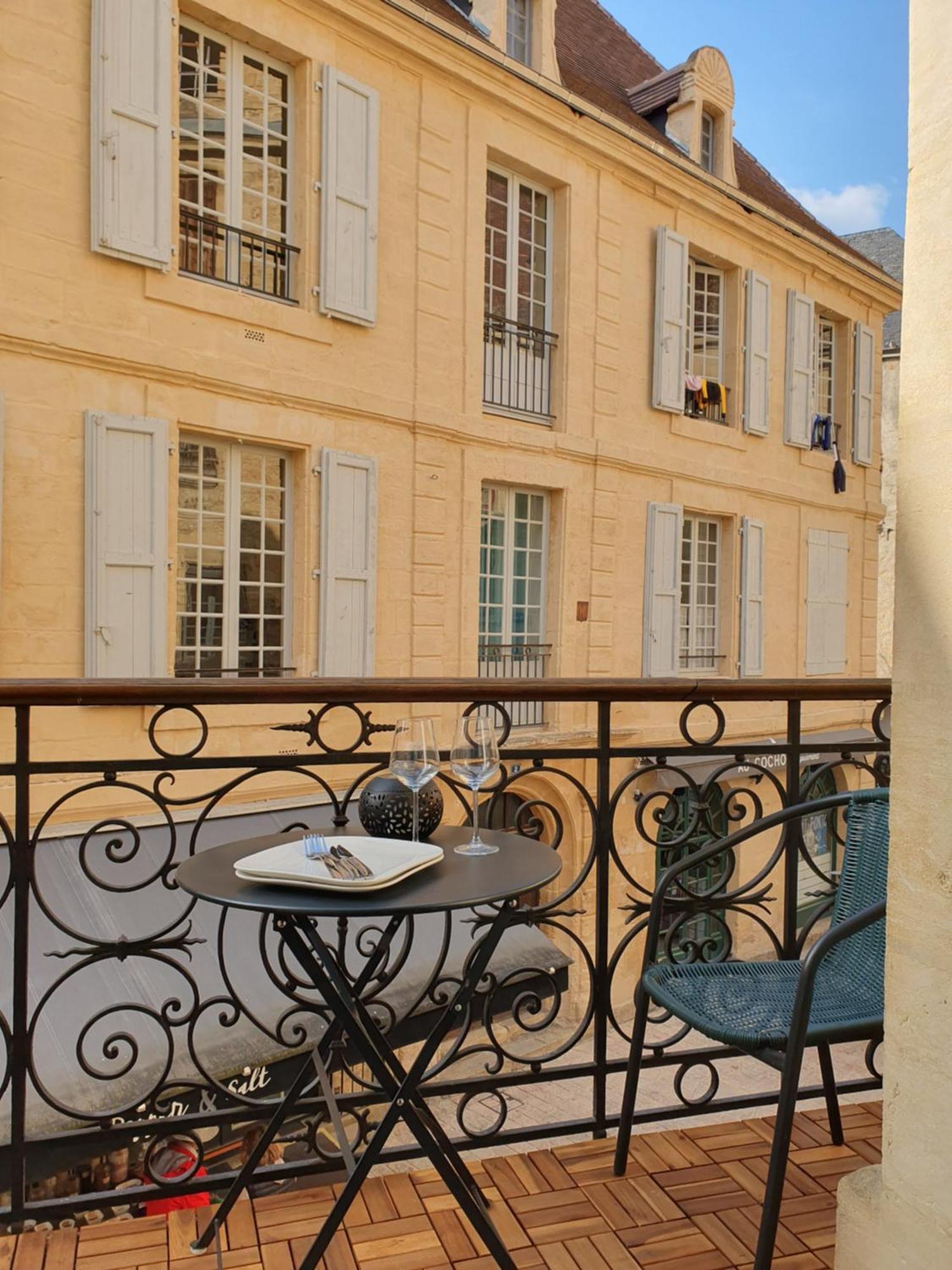 L Appart D En Face Sarlat-la-Canéda Eksteriør bilde